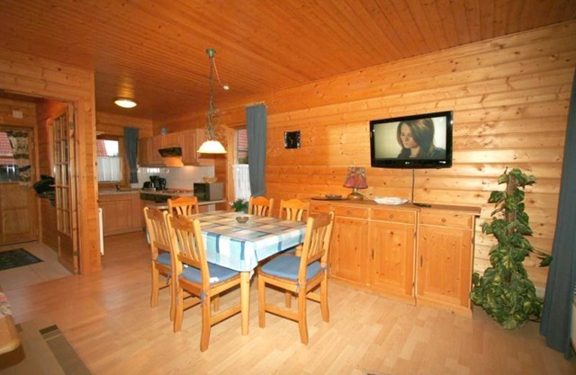 HAS-11 Log cabin, 4-6 pers., 65sqm - Naturerlebnisdorf Blauvogel (1)