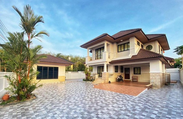 Hatyai Quiet & Comfy Villa.