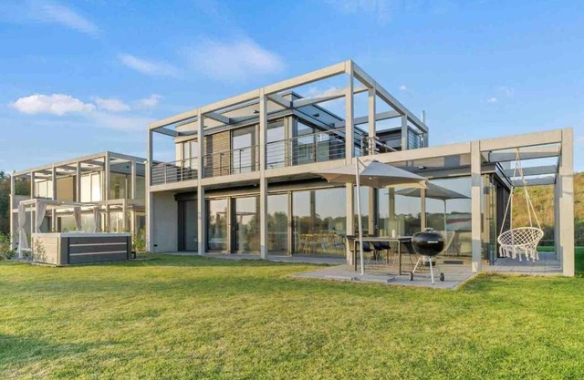 Haus am See mit Whirlpool und Sauna