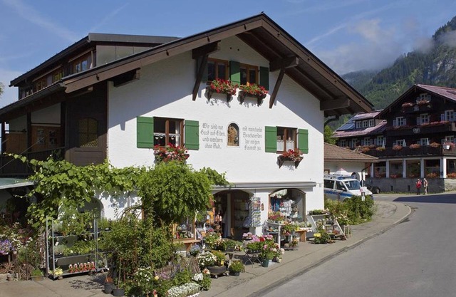 Haus Brutscher - Monika Haas - Holiday apartment - 2 bedrooms - south-facing balcony