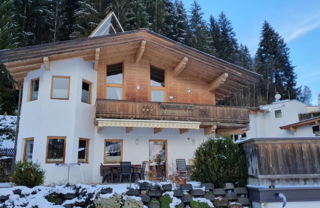 Haus Carina