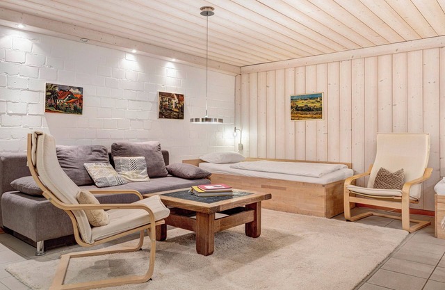 Haus Erna am Deister Apartment with sauna, garden and hut, e-car charging station