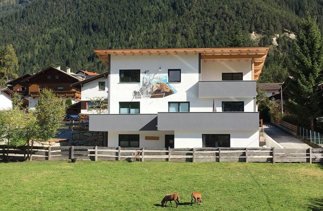 Haus Jedeler, spacious, barrier-free apartment in the heart of Stubaital