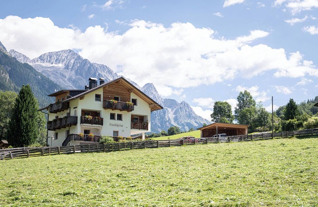 Haus Landheim Apartment Loipengaudi in Antholz with wonderful panoramic balcony!