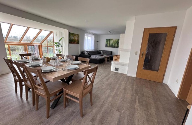 Haus Ostseesprung - Fewo Sarah Hochparterre gratis WLAN, Parkplatz und gem Garten