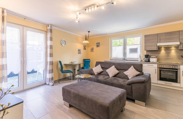 "Haus Stadtvilla Whg. 1". Central vacation apartment for 2 people