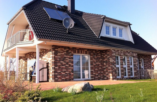 Haus Strandläufer Comfortable apartment on the first floor near the beach