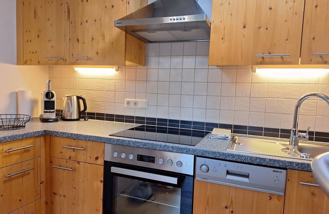 Haus Sunrise T2:gemütliche Ferienwohnung mit Sauna, Nähe der Talstation Scheffau