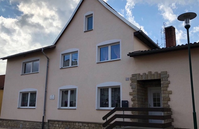 Haus vorm Wald