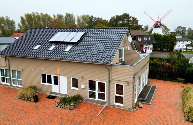 Haus zwischen den Wehlen bei Büsum, 16 Personen