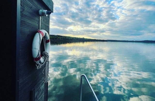 Hausboot für 5 Gäste mit 20m² in Marina Braunsbedra