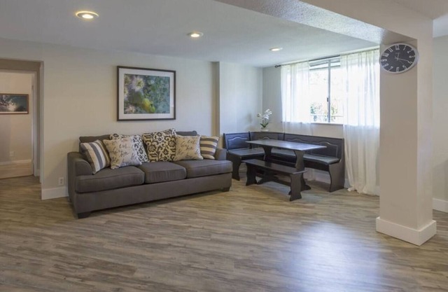Hauula Hawaiian Home - AC, Close to beaches,PCC
