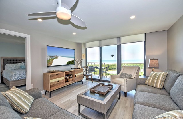 Have yourself a tropical vacation on The Gulf of America in Marco Island Florida