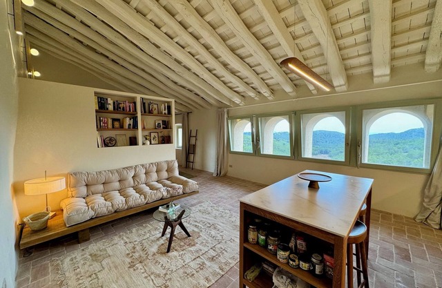 Haven of peace in the Garraf: 18th-century masia, sea view & exceptional light