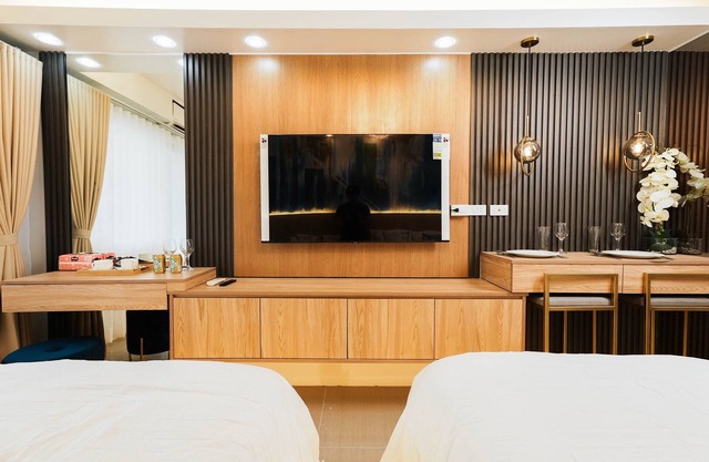 Hawaii Suite @SHORE RESIDENCES SEASIDE BLVR, COR, SUNRISE DRIVE MOA COMPLEX
