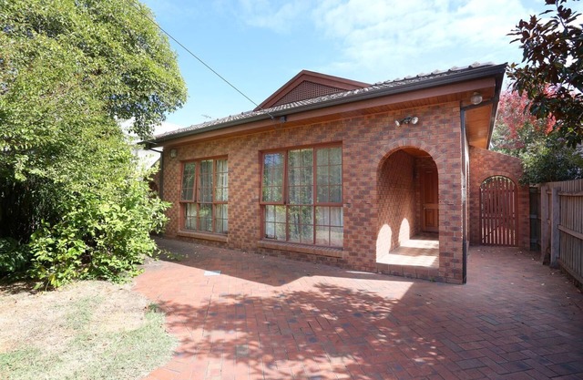 Hawthorn Family Home with Large Space