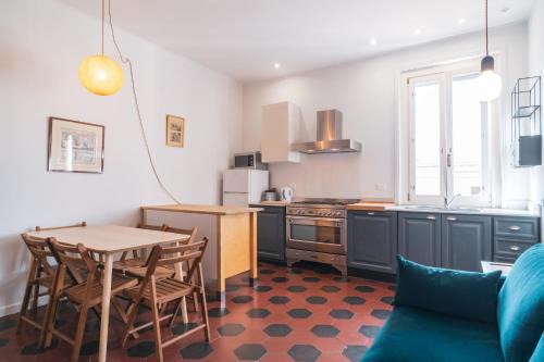 HC - Sunny Apartment in Testaccio!