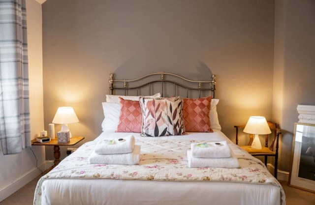 Heart of the City! Historic Grade II listed - sleeps 4