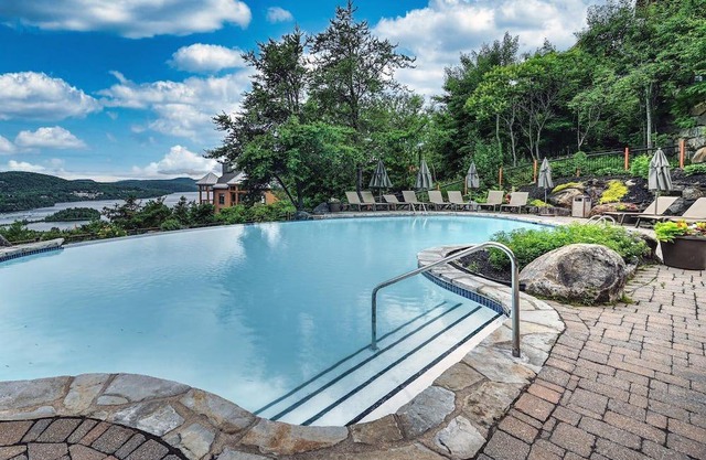 Heart of Tremblant with Pool, Hot Tub and Beach Access