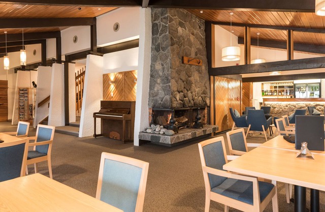 Heartland Hotel Glacier Country