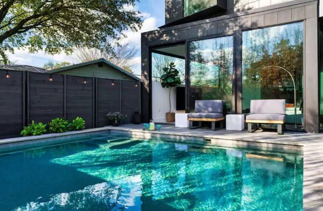 Heated Pool Oasis, Luxe Amenities, Chefs Kitchen, Prime Location