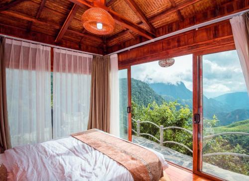 Heaven Gate Hotel O Quy Ho