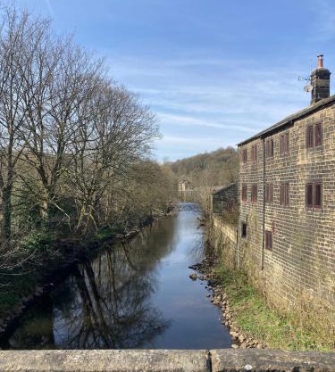 Hebden Bridge Riverside Cottage