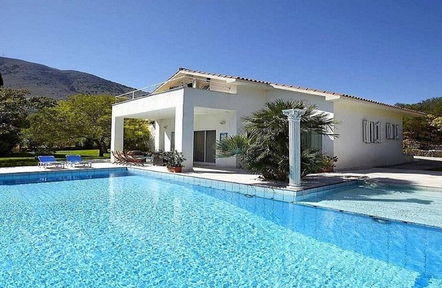 "Hector's House" Villa with pool ,Agia Efimia,near Myrtos BeachKefalonia