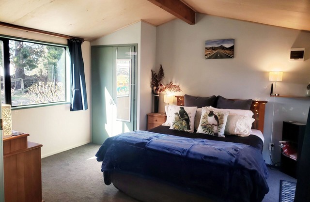 Height of Dunedin Farm Guesthouse - bonus Welcome Hamper!