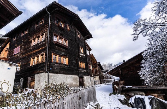 Heimeliges Walliserhaus