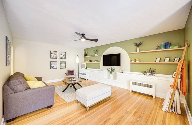 Helena Apartment w/Patio < 1 Mi to Downtown!