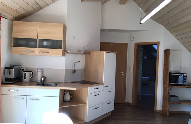 Helle Ferienwohnung für bis zu Vier Personen mit Südbalkon
