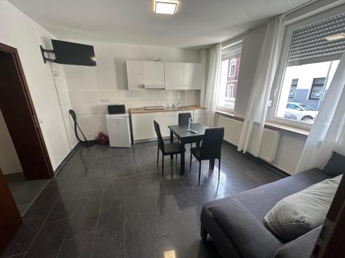 Helle und moderne 2 Zimmerwohnung in Mönchengladbach-Zentrum