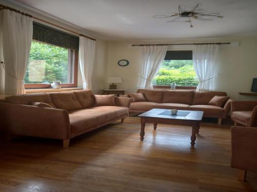 Hellenthal Family Retreat, cleaning included