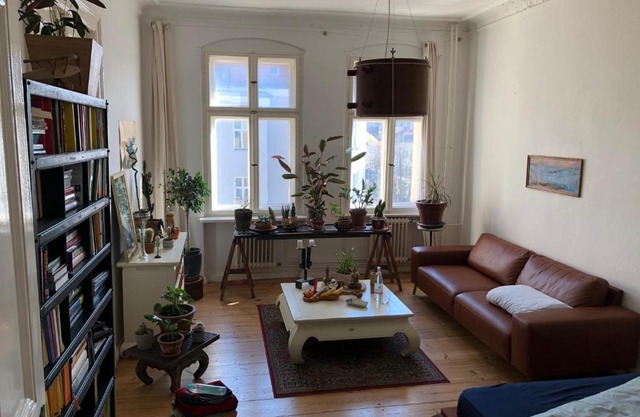 heller großer jugendstil altbau in berlin tempelhof
