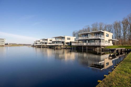 Hello Zeeland - Water Villa's Veerse Wende