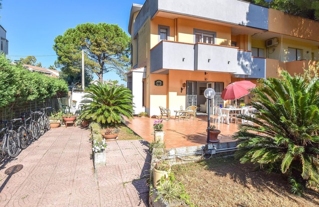 Here you will occupy part of a pretty two-family house with garden in the Gulf of Squillace, about 2