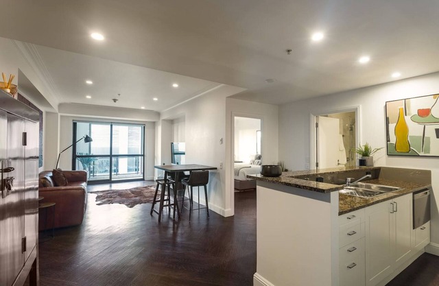 Heritage luxury and viaduct vibe