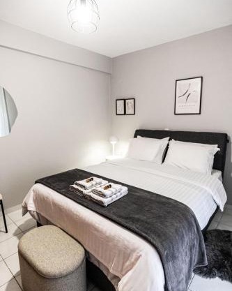 Hermes Modern Apartment