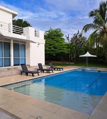 Hermosa Casa Campestre en Ricaurte Girardot