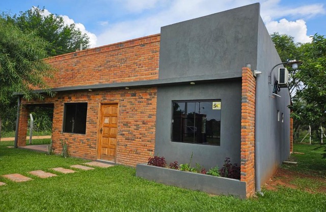 HERMOSA CASA DE 3 DORMITORIOS