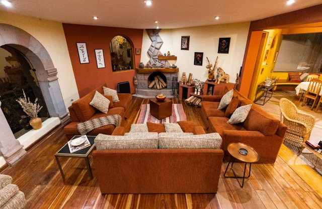 Hermosa Casa Entera con Jardines y Horno de Barro