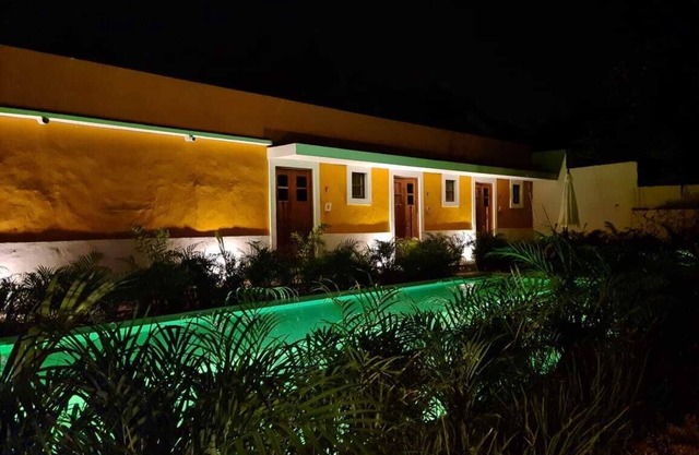 Hermosa habitación con 1 cama king size y 1 matrimonial en el centro de Mérida.