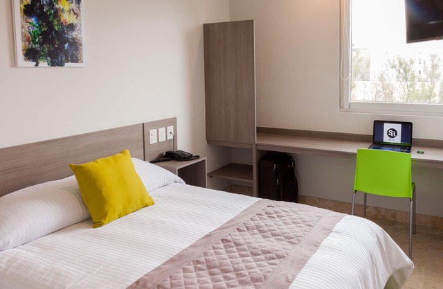 HERMOSA HABITACION SENCILLA PARA 2 ADULTOS