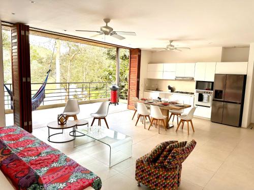Hermosa Villa en Mesa de Yeguas