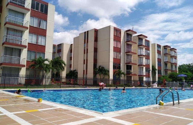 Hermoso apartamento con piscina.