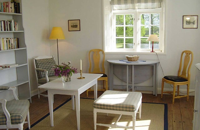 Herrenhaus - Rechter Seitenflügel - Wohnung 1 - Gutsanlage Boldevitz