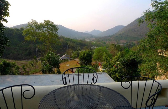 Hi - Scene Resort