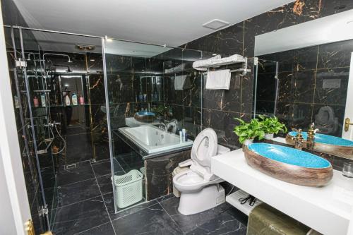 Hibiki Apartment 401