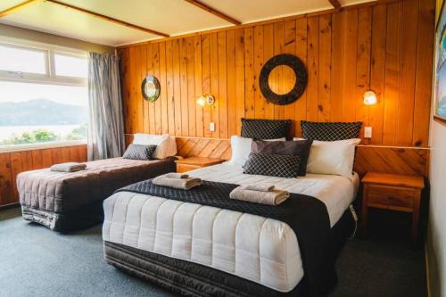 Hicks Bay Lodge